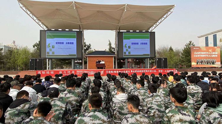 控制结核 从我做起——— 渭南高新幸福城社区预防传染病及“结核病”宣传活动进我校